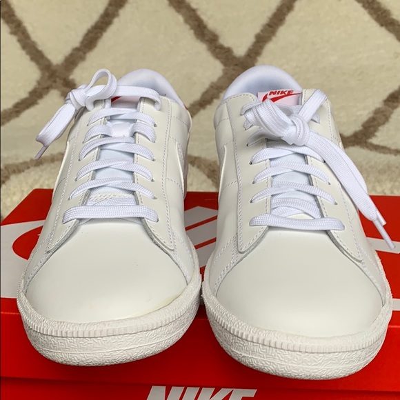 NIKE TENNIS CLASSIC CS WHITE-UNIVERSITY RED MEN’S - Picture 9 of 16